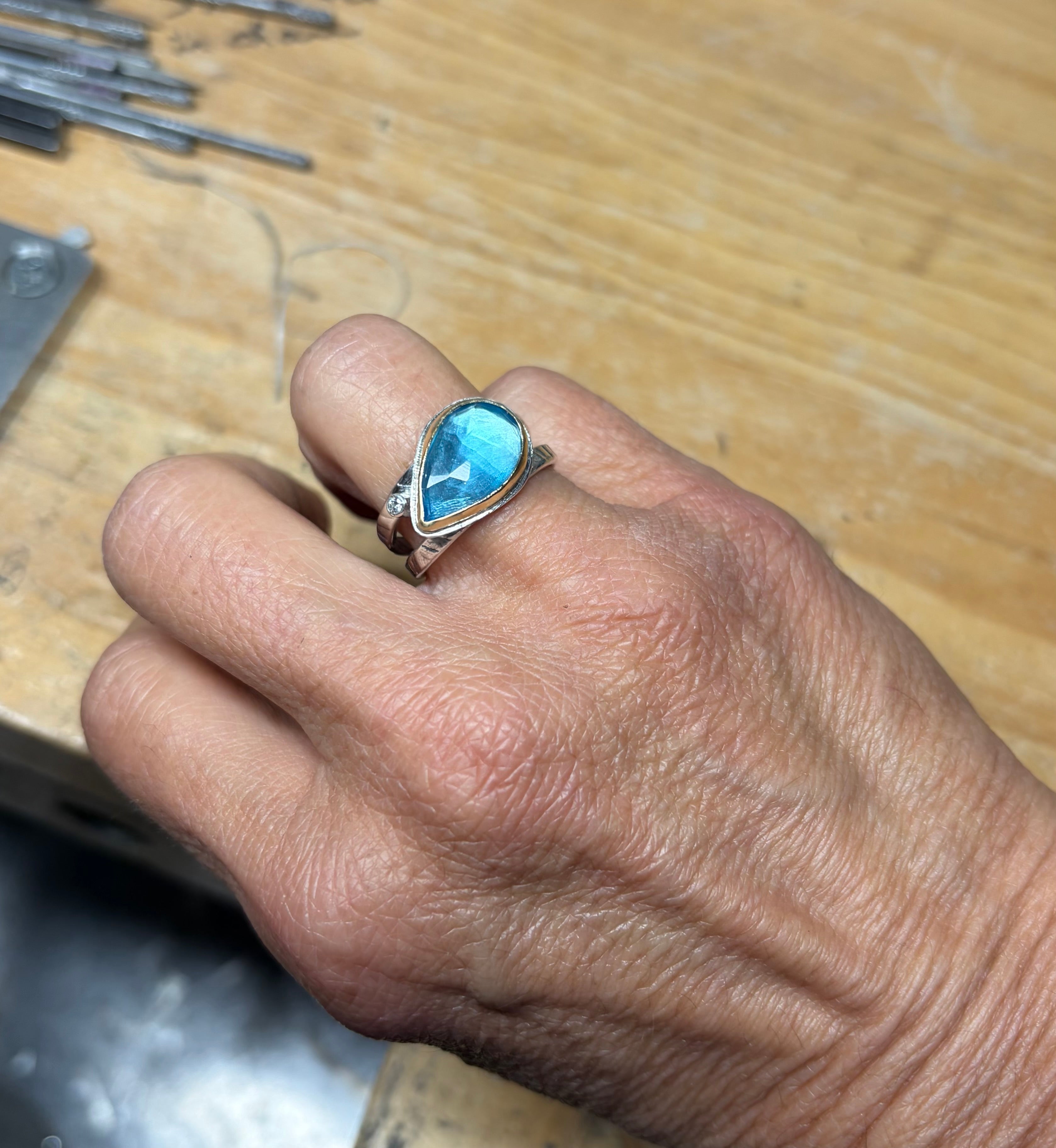 Rose-Cut Swiss Blue Topaz Ring – 18K Gold & Sterling Silver