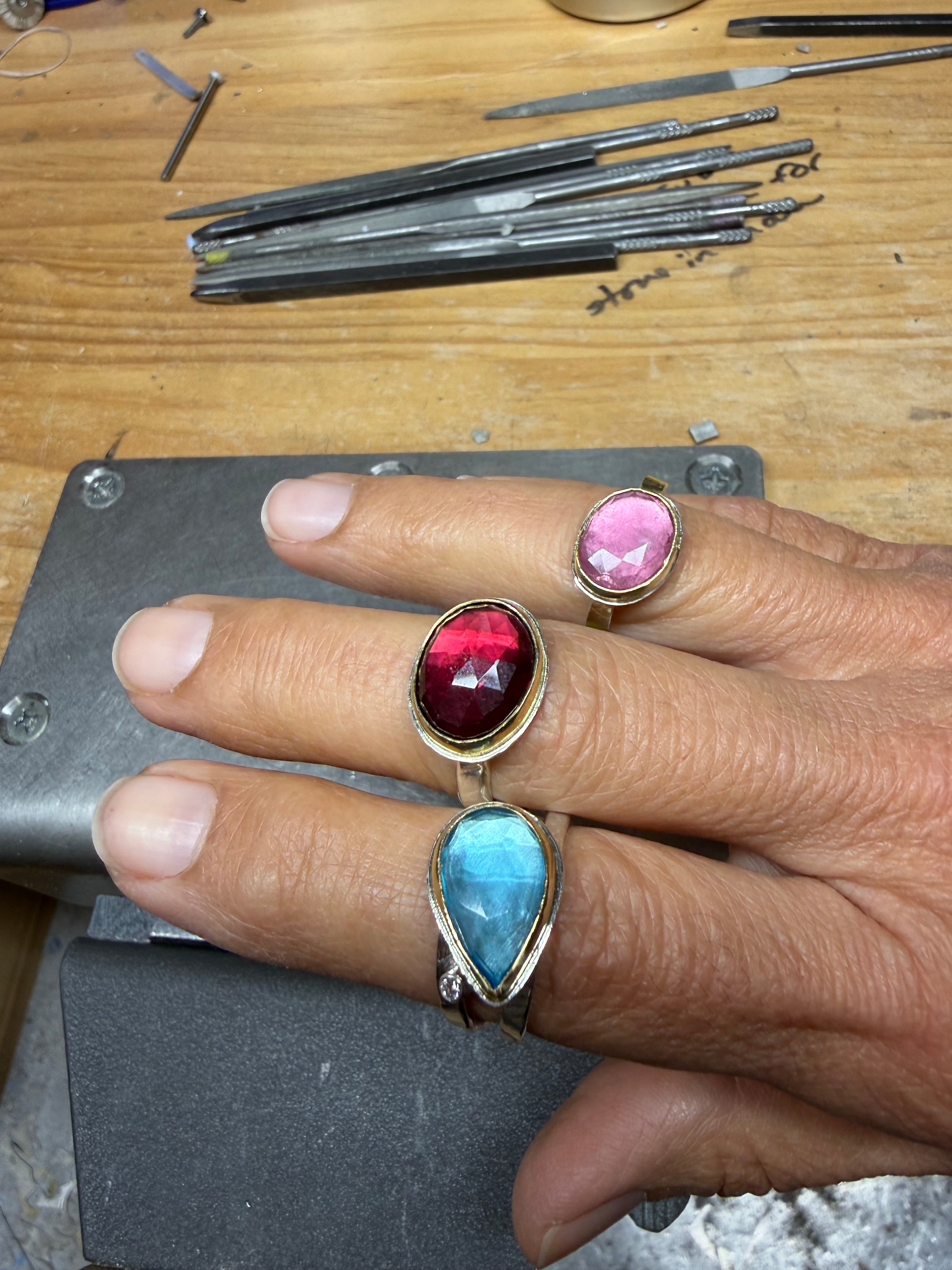 Rose-Cut Swiss Blue Topaz Ring – 18K Gold & Sterling Silver