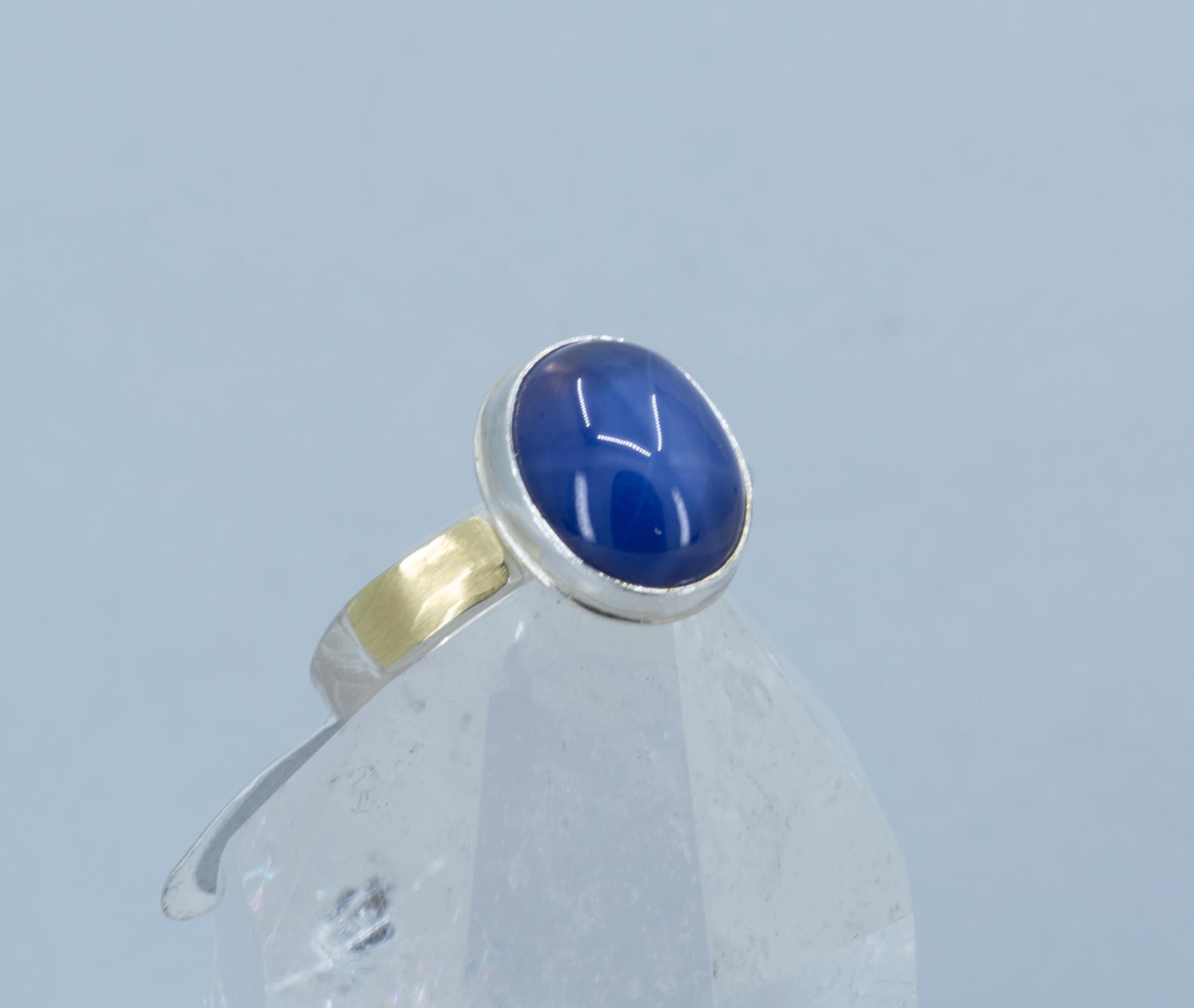 Star Sapphire Ring: Mixed Metal, 18K Gold Accents, Blue Stone, US Size 8
